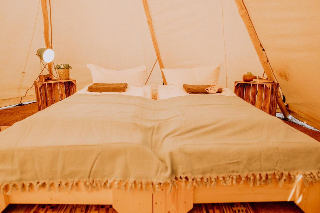 Raus Und Gut Glamping Am Graebendorfer See Drebkau 외부 사진