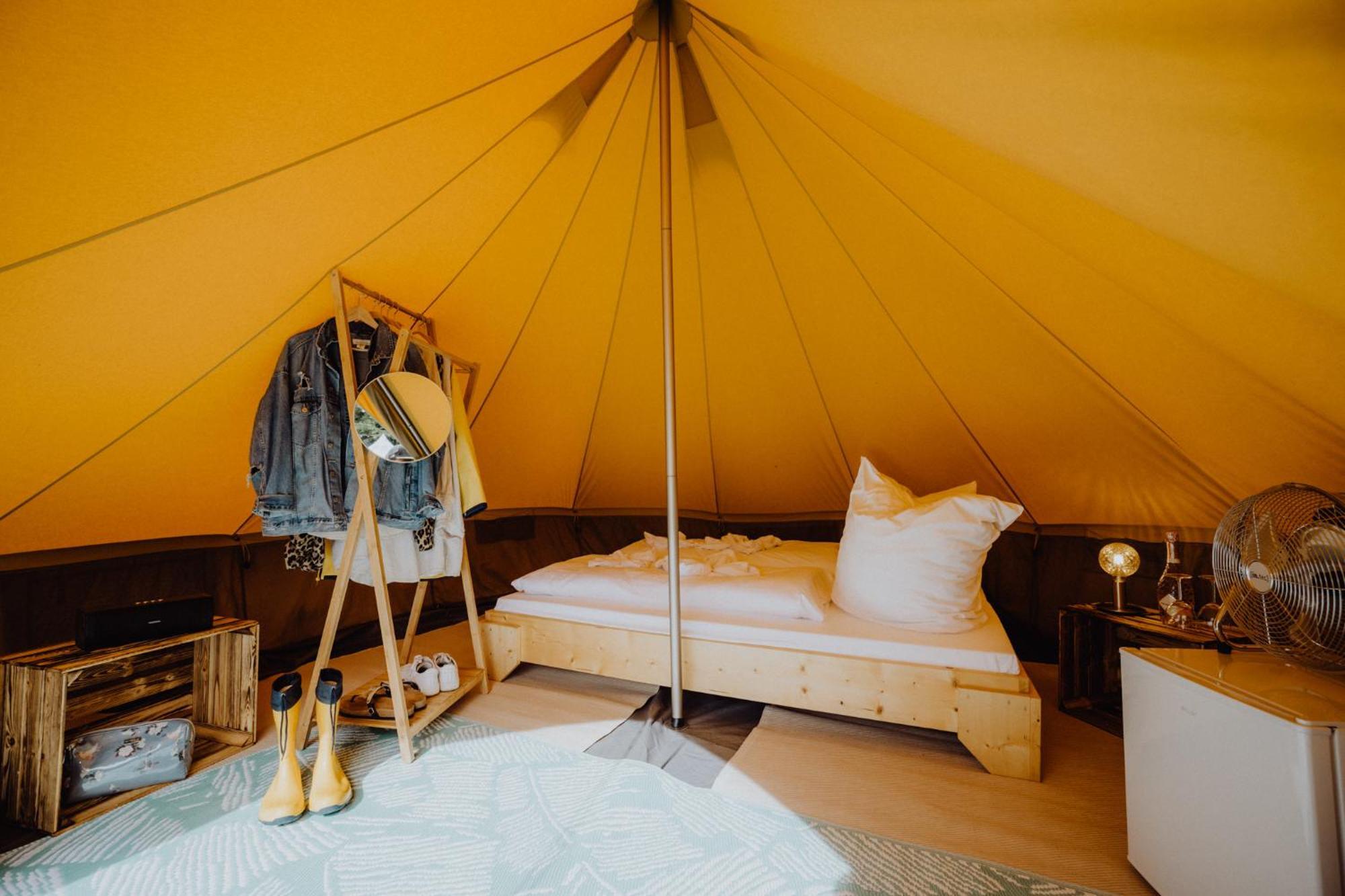 Raus Und Gut Glamping Am Graebendorfer See Drebkau 외부 사진